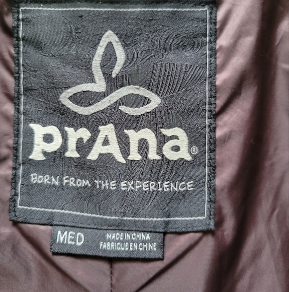 prAna Gray and Purple Quilted Sleeve Coat Size Medium - Picture 10 of 11